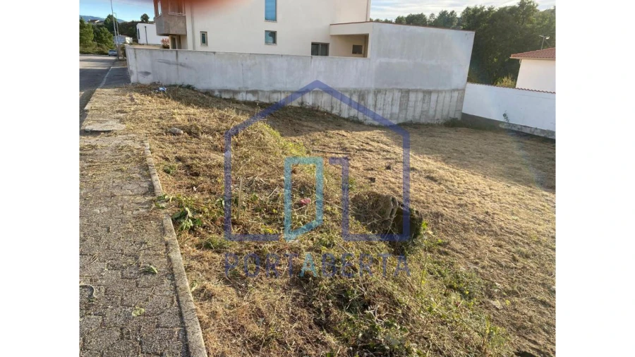 Terreno para Venda em Santa Maria Maior Foto 2