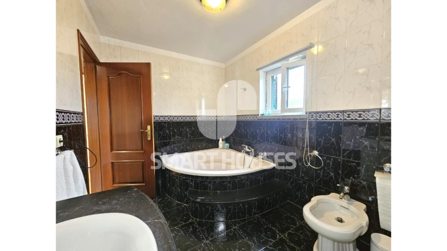 Moradia T4 para Venda em São Martinho da Cortiça Foto 38