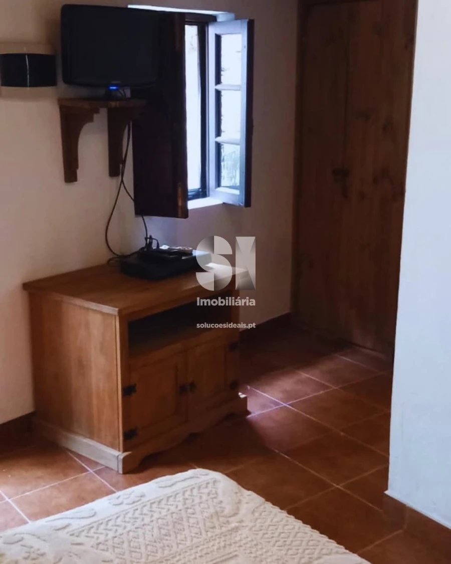 Moradia T1 para Arrendamento em Sobreira Formosa e Alvito da Beira Foto 8