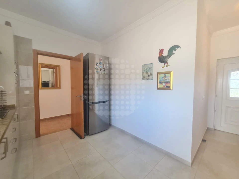 Moradia T3 para Venda em Guia Foto 9