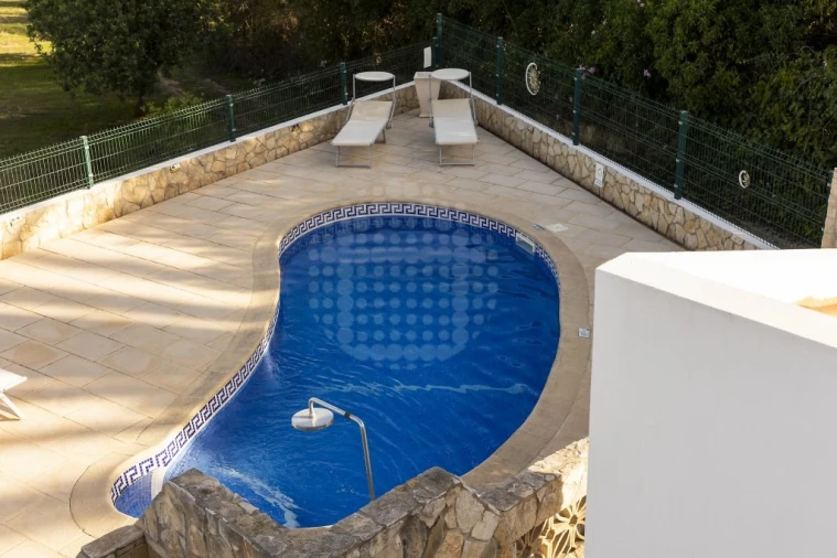 Moradia T3 para Venda em Guia Foto 34