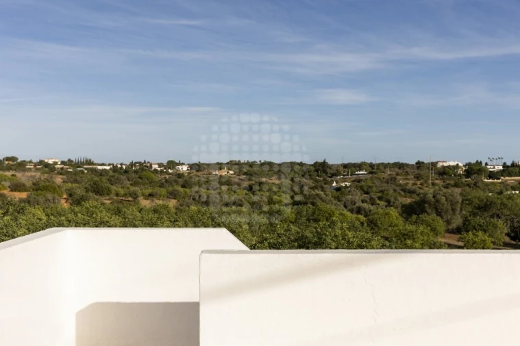 Moradia T3 para Venda em Guia Foto 35