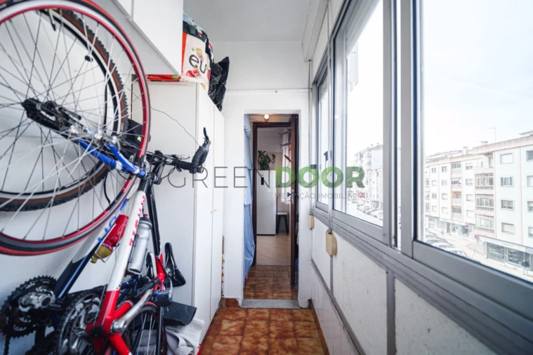 Apartamento T2 para Venda em Queluz e Belas Foto 20