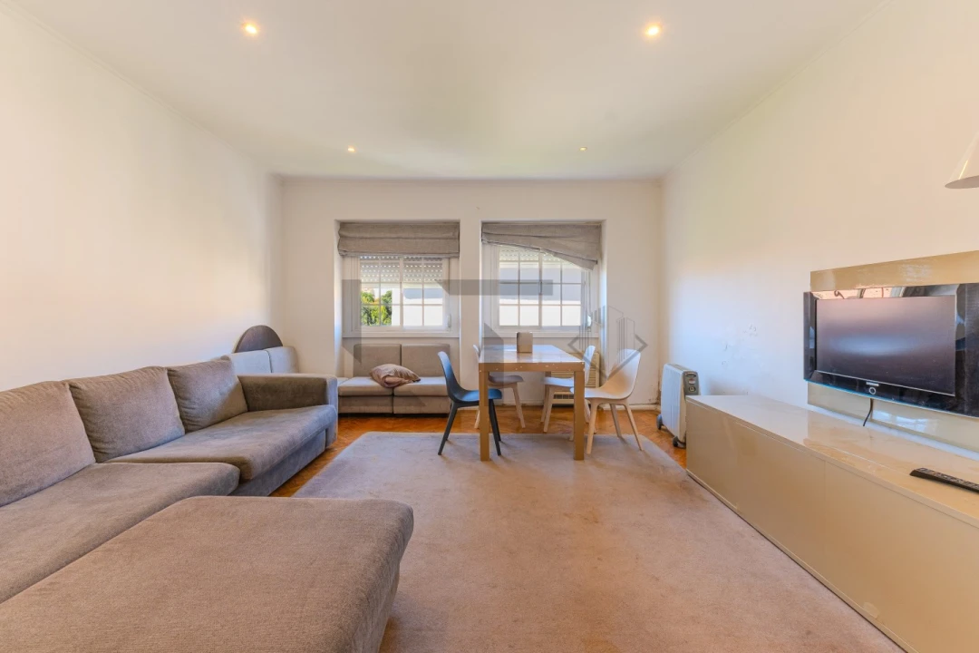 Apartamento T4 para Venda em Alvalade Foto 7