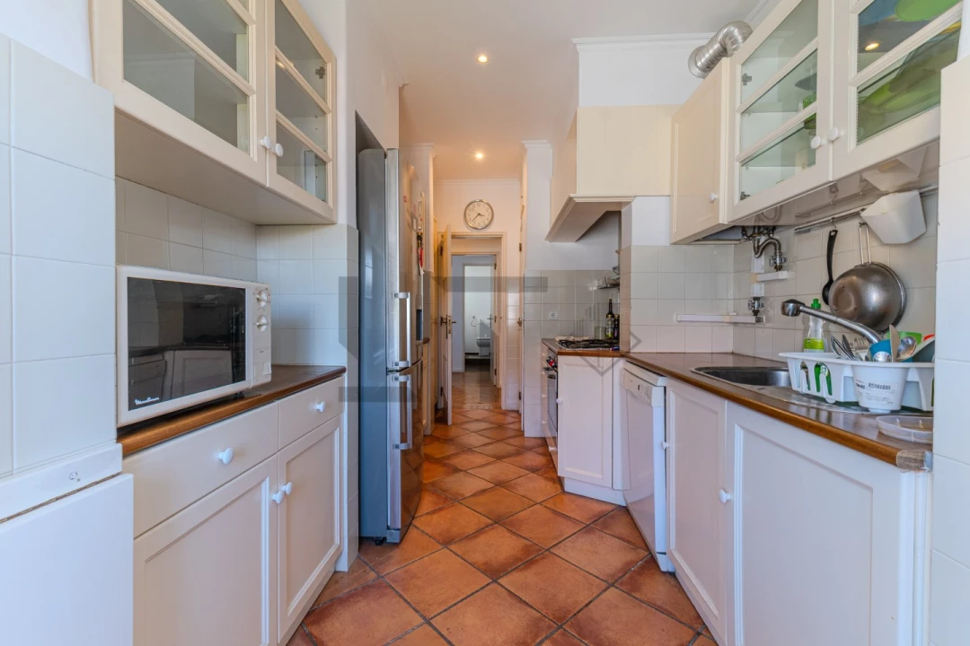 Apartamento T4 para Venda em Alvalade Foto 21