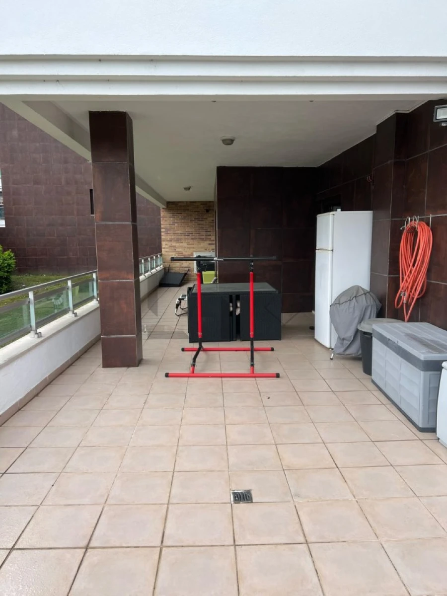 Apartamento T2 para Venda em Sacavém e Prior Velho Foto 28