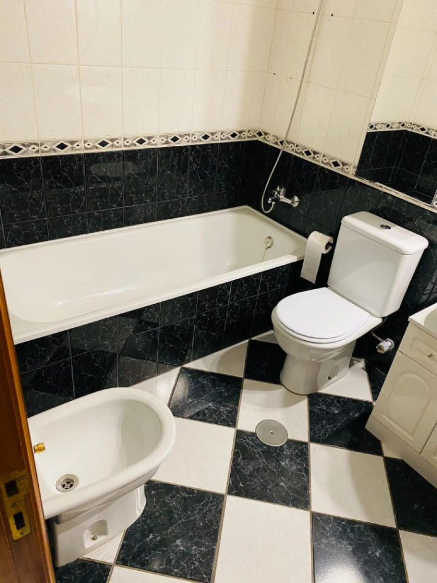 Apartamento T1 para Arrendamento em São Vitor (Braga) Foto 5