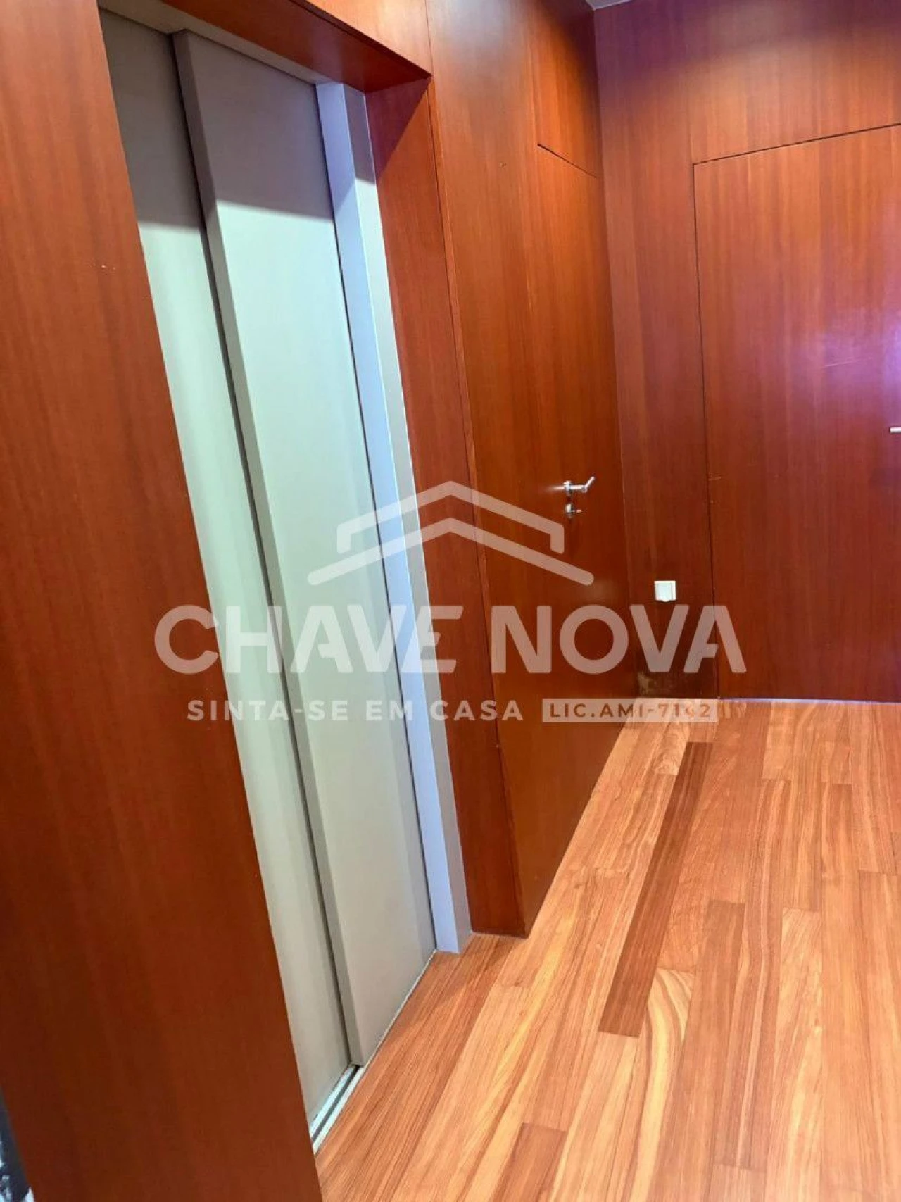 Moradia T4 para Venda em Custóias, Leça do Balio e Guifões Foto 17