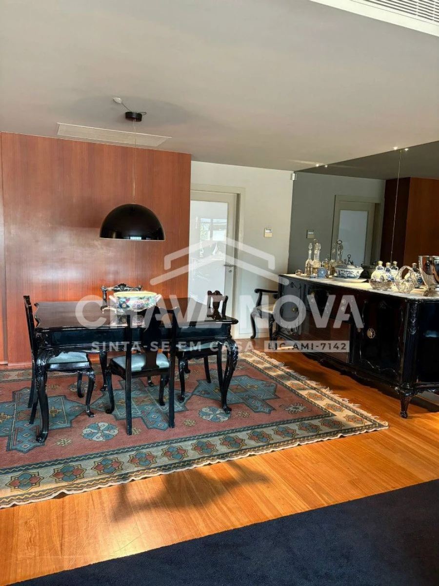 Moradia T4 para Venda em Custóias, Leça do Balio e Guifões Foto 11