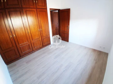 Apartamento T2 para Venda em Baguim do Monte (Rio Tinto)