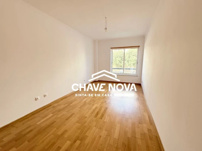 Apartamento T2 para Venda em Loule (São Clemente) Foto 8