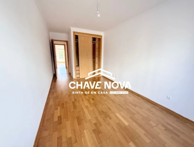 Apartamento T2 para Venda em Loule (São Clemente) Foto 9