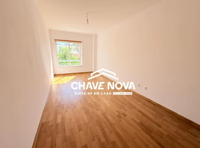 Apartamento T2 para Venda em Loule (São Clemente) Foto 10