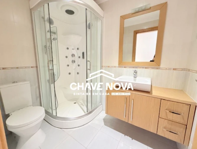 Apartamento T2 para Venda em Loule (São Clemente) Foto 13