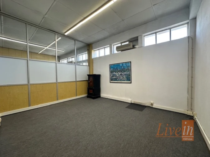 Escritório para Arrendamento em Mafra Foto 4