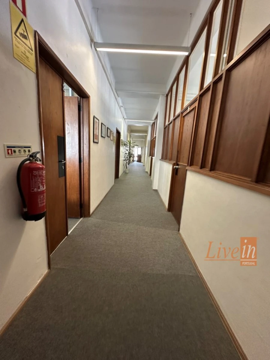 Escritório para Arrendamento em Mafra Foto 10