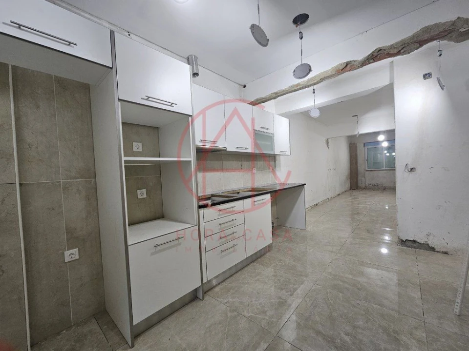 Apartamento T2 para Venda em Almada, Cova da Piedade, Pragal e Cacilhas Foto 3