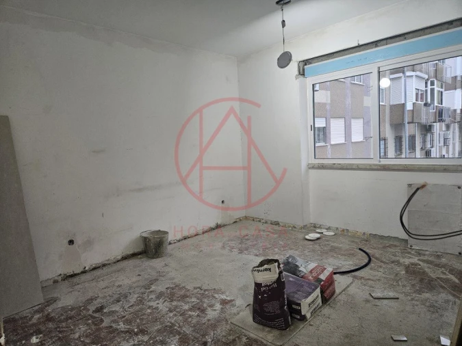 Apartamento T2 para Venda em Almada, Cova da Piedade, Pragal e Cacilhas Foto 11