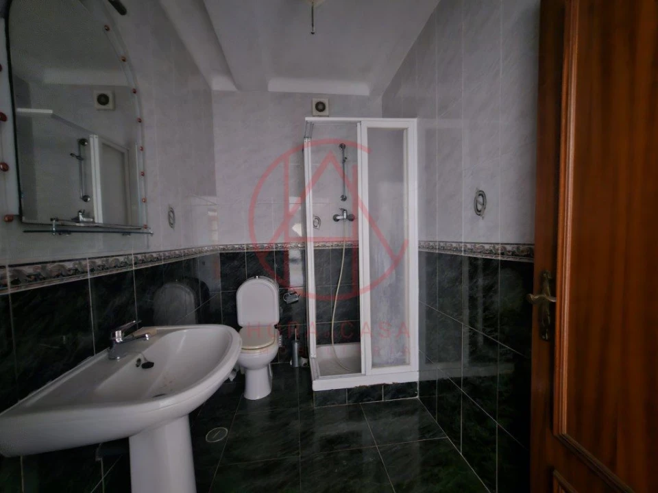 Apartamento T4 para Venda em Gaio-Rosário e Sarilhos Pequenos Foto 17