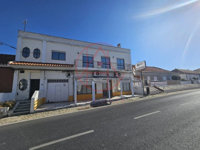 Apartamento T4 para Venda em Gaio-Rosário e Sarilhos Pequenos Foto 3