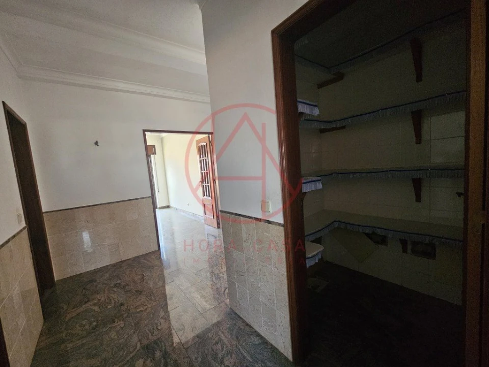 Apartamento T4 para Venda em Gaio-Rosário e Sarilhos Pequenos Foto 15