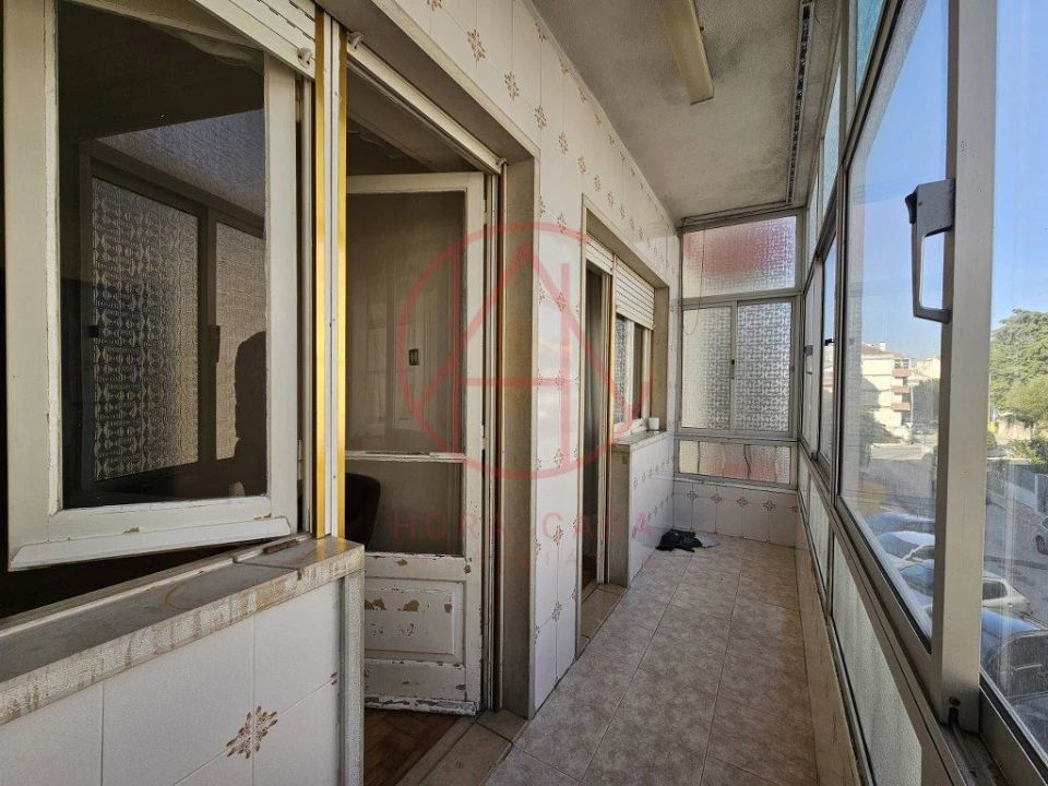 Apartamento T2 para Venda em Agualva e Mira-Sintra Foto 7