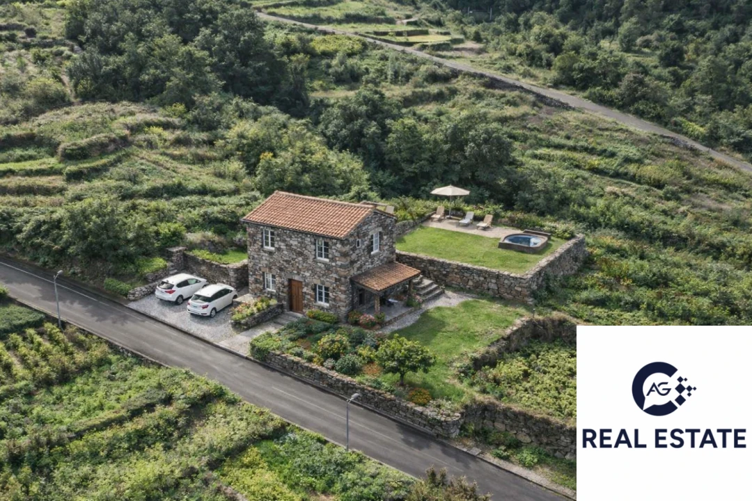 Terreno para Venda em Seixal Foto 1