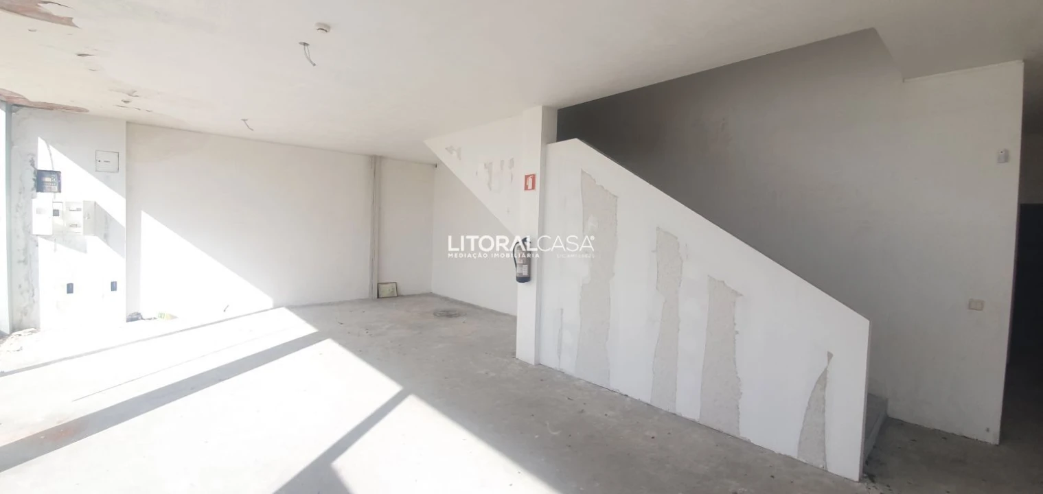 Loja para Venda em Águeda e Borralha Foto 11