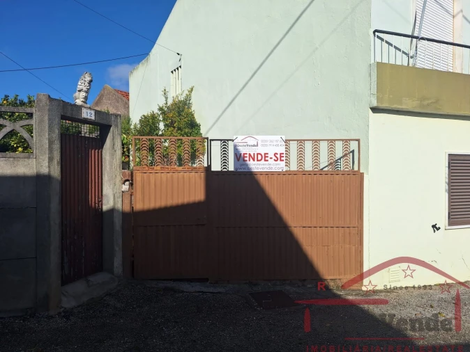 Moradia T3 para Venda em Bombarral e Vale Covo Foto 6