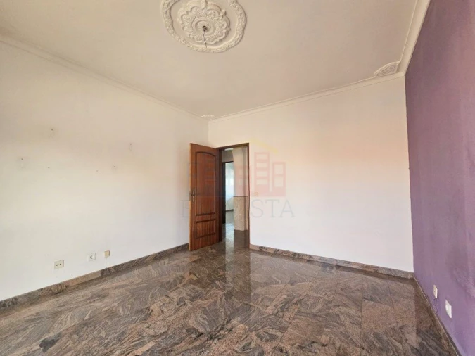 Apartamento T4 para Venda em Gaio-Rosário e Sarilhos Pequenos Foto 24