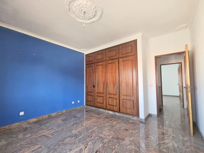 Apartamento T4 para Venda em Gaio-Rosário e Sarilhos Pequenos Foto 22