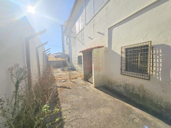 Apartamento T4 para Venda em Gaio-Rosário e Sarilhos Pequenos Foto 9