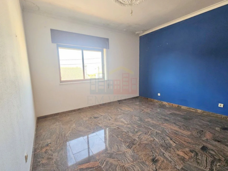 Apartamento T4 para Venda em Gaio-Rosário e Sarilhos Pequenos Foto 21