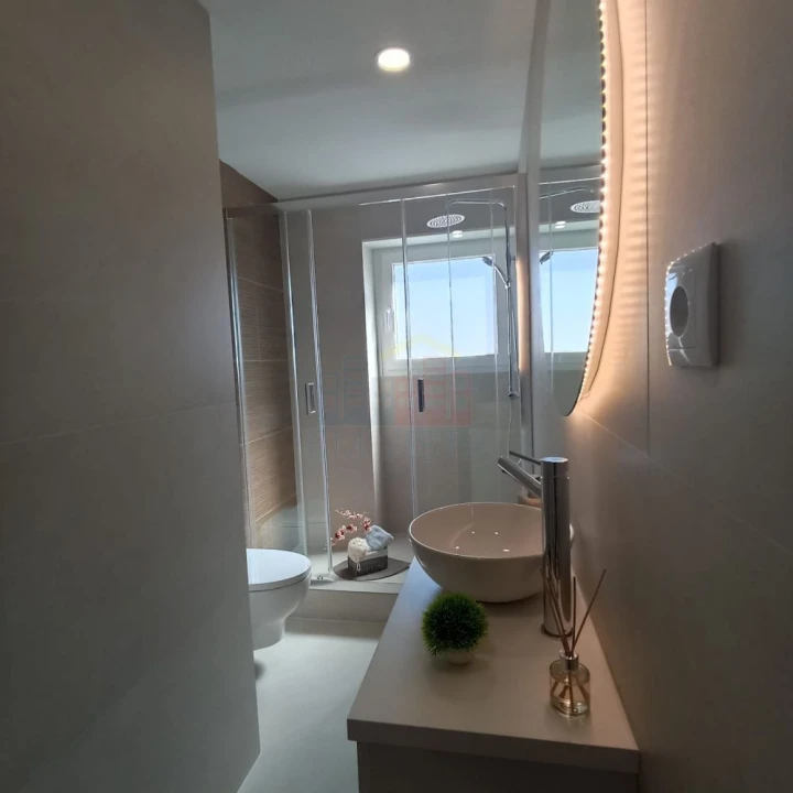 Apartamento T3 para Venda em Benfica Foto 6