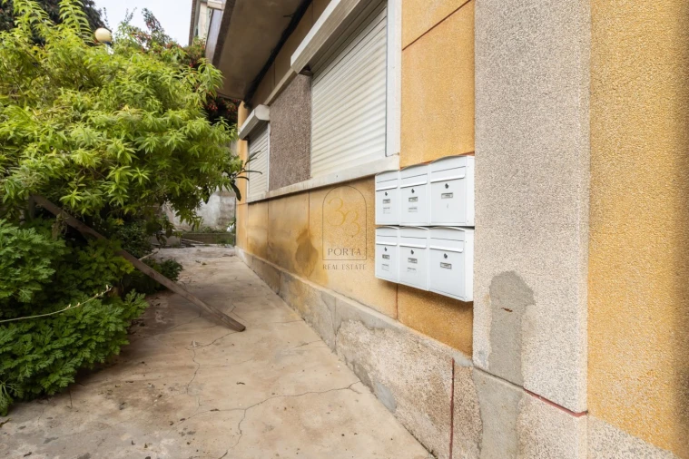 Apartamento T2 para Venda em Almada, Cova da Piedade, Pragal e Cacilhas Foto 2