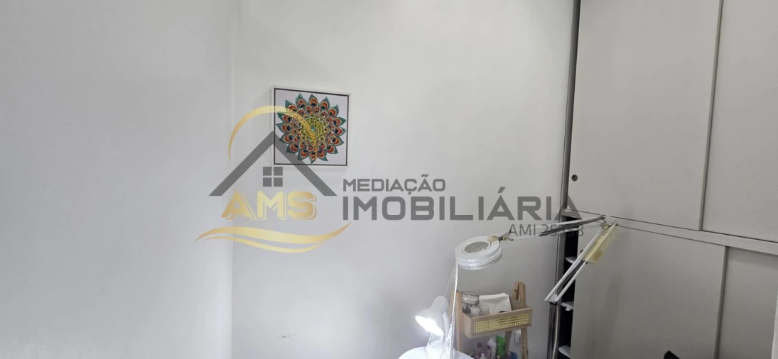 Loja para Trespasse em Fafe Foto 4