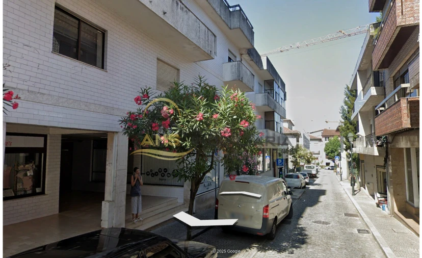 Loja para Trespasse em Fafe Foto 12