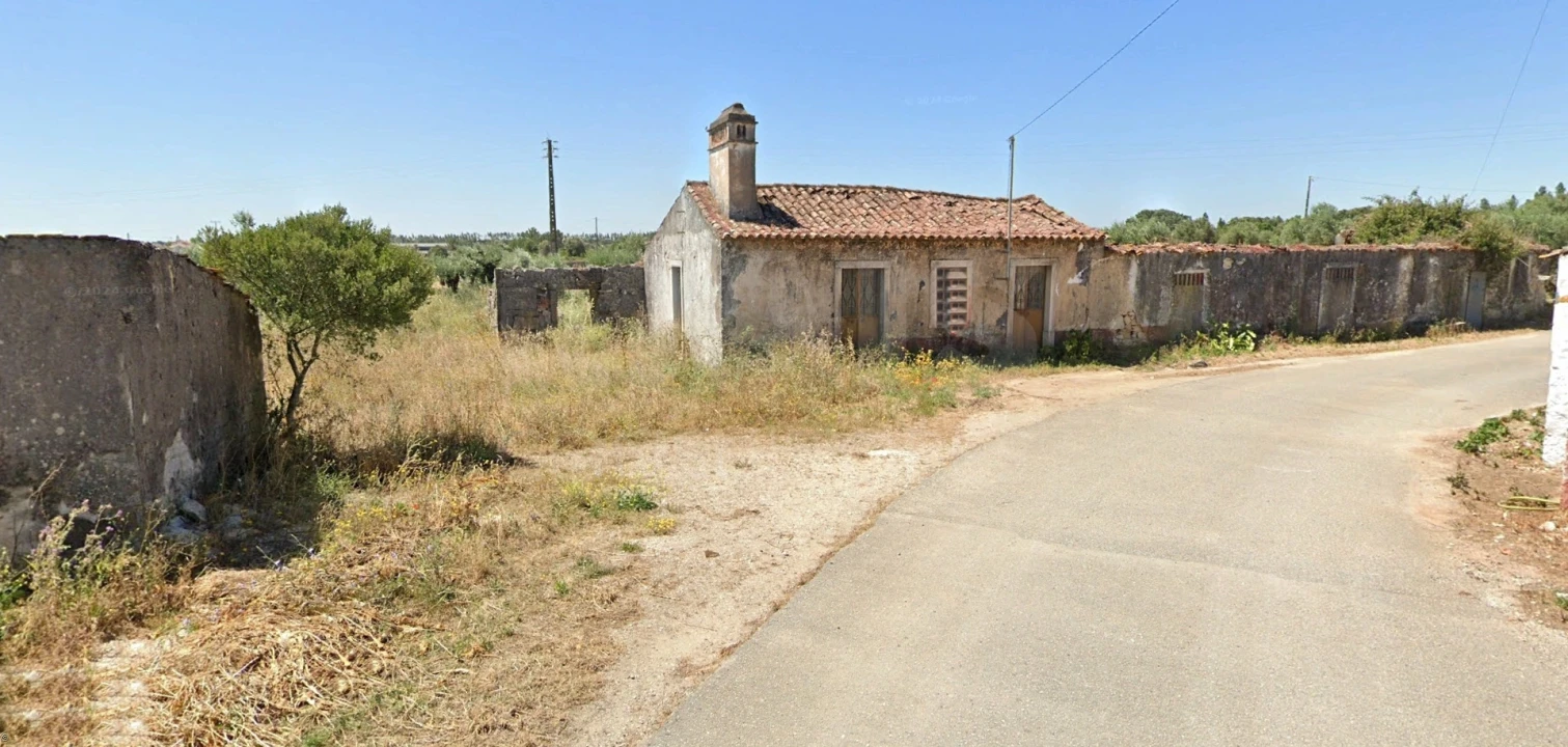 Moradia T3 para Venda em Alcanede Foto 6