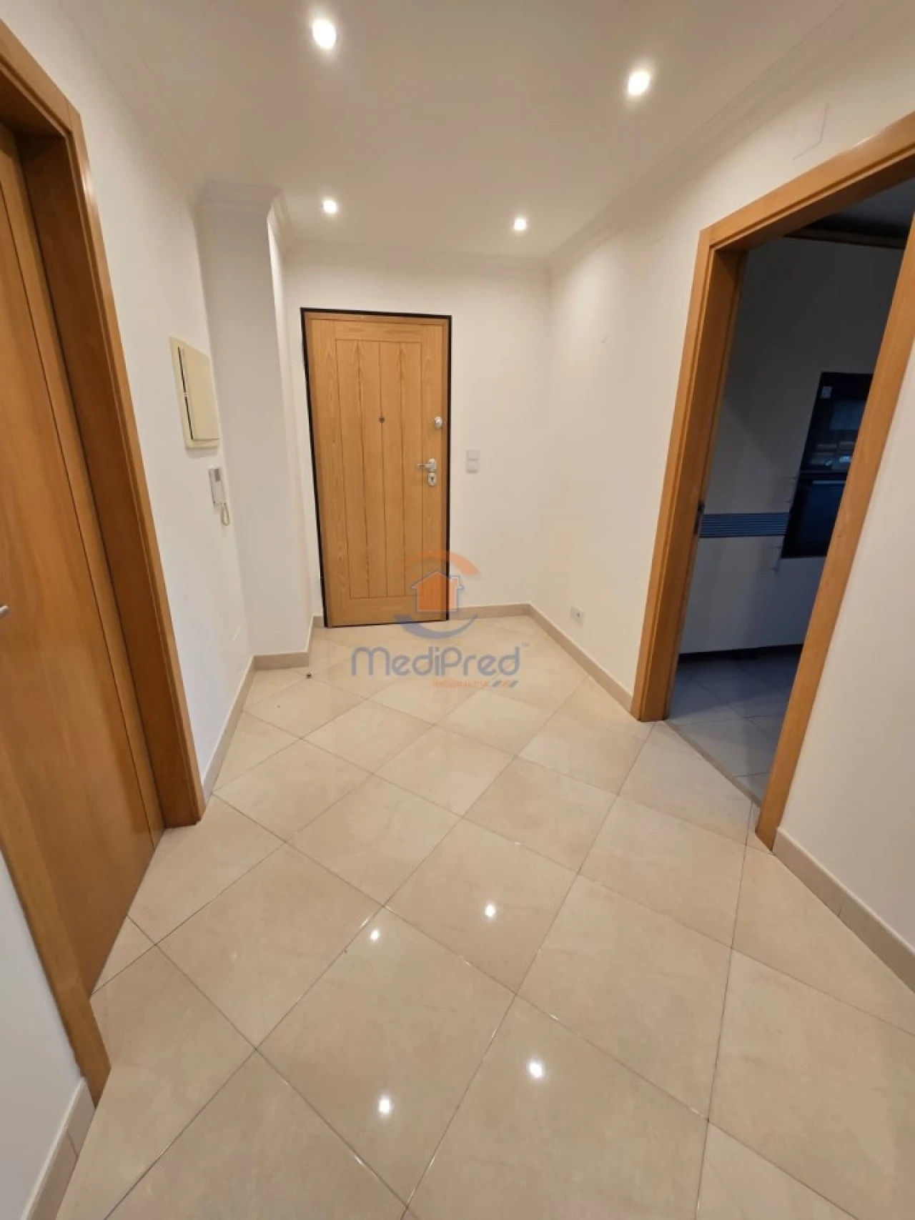 Apartamento T3 para Arrendamento em Odivelas Foto 5