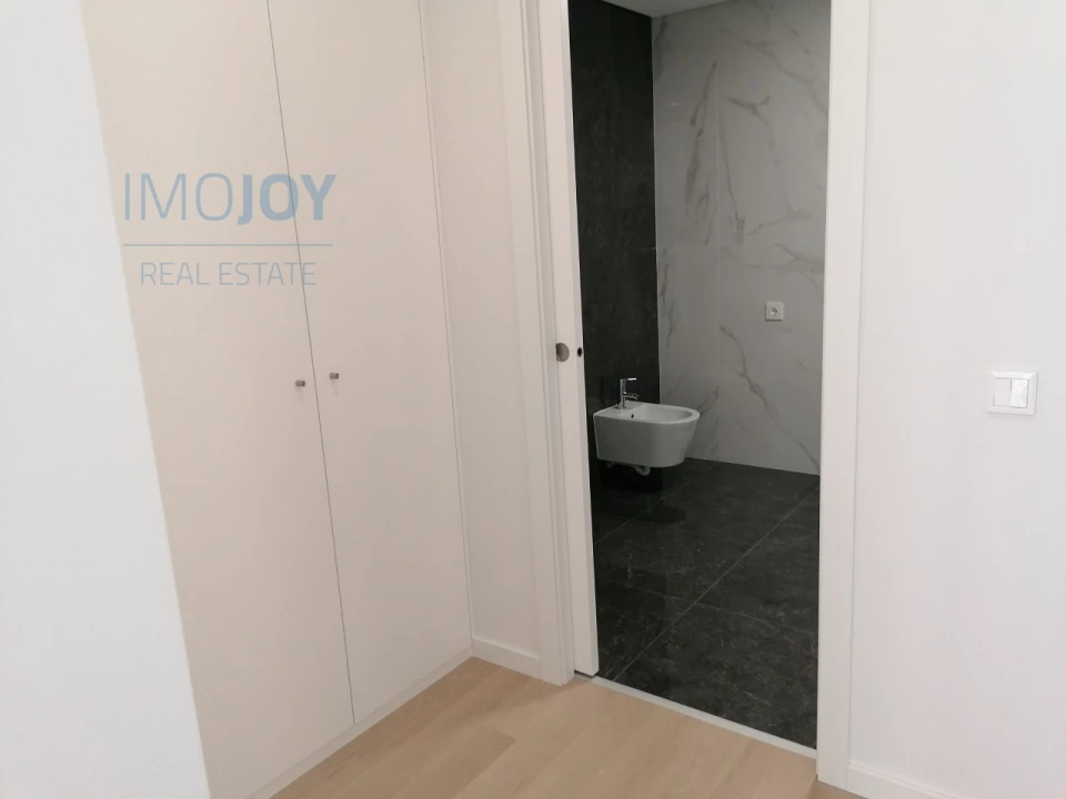 Apartamento T2 para Arrendamento em Águas Livres Foto 24