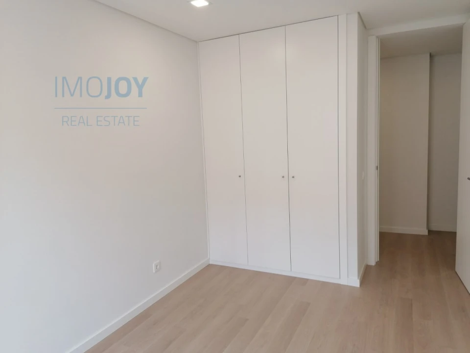 Apartamento T2 para Arrendamento em Águas Livres Foto 28