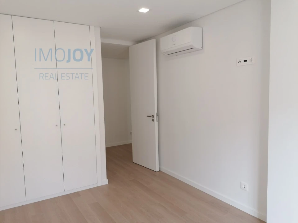 Apartamento T2 para Arrendamento em Águas Livres Foto 31