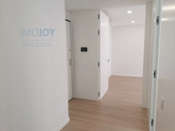 Apartamento T2 para Arrendamento em Águas Livres Foto 17