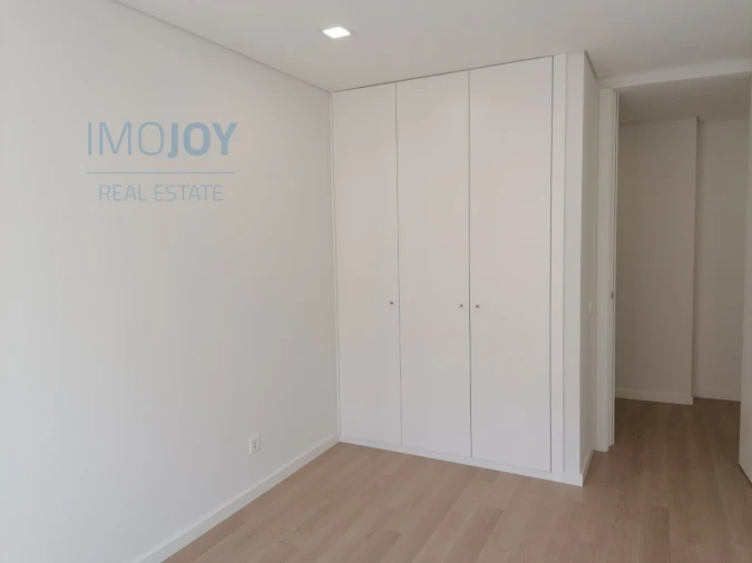 Apartamento T2 para Arrendamento em Águas Livres Foto 32