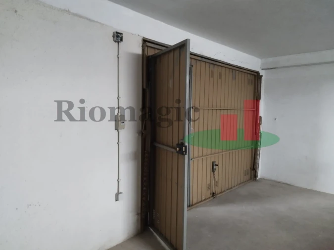 Garagem para Venda em São Martinho do Porto Foto 4