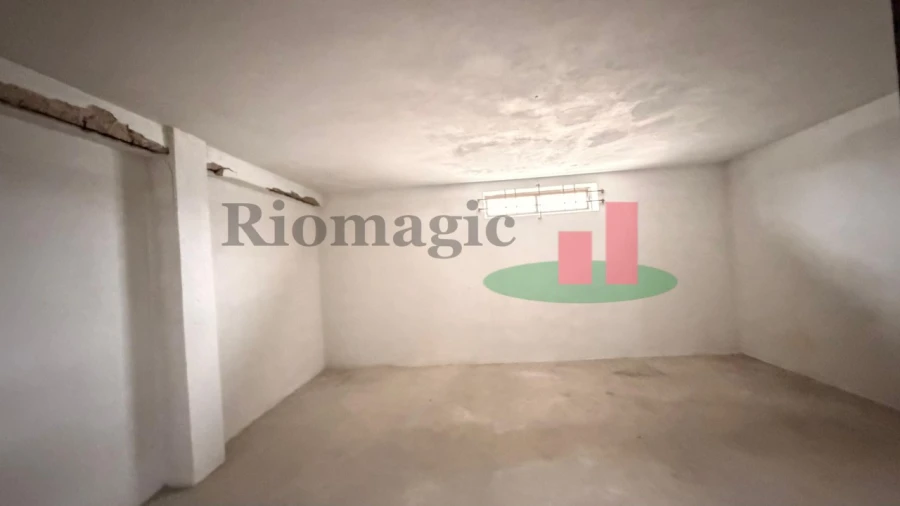 Garagem para Venda em São Martinho do Porto Foto 7