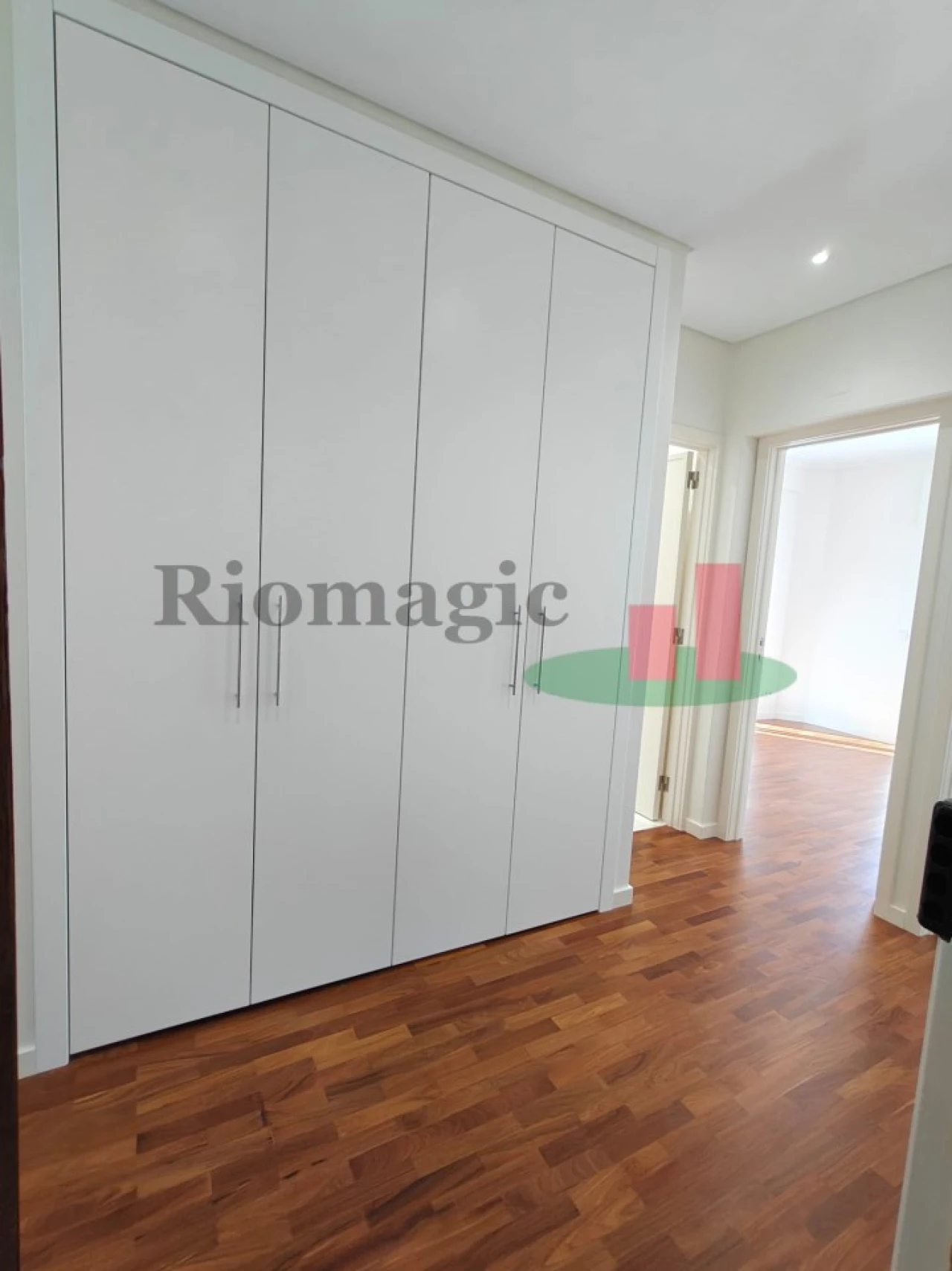 Apartamento T2 para Arrendamento em Algés, Linda-A-Velha e Cruz Quebrada-Dafundo Foto 7