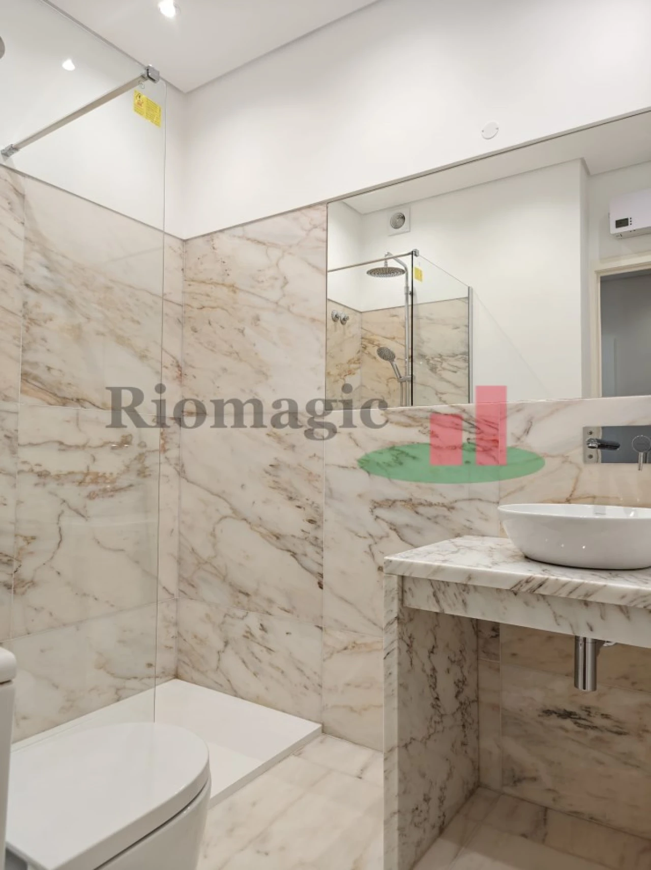 Apartamento T2 para Arrendamento em Algés, Linda-A-Velha e Cruz Quebrada-Dafundo Foto 13