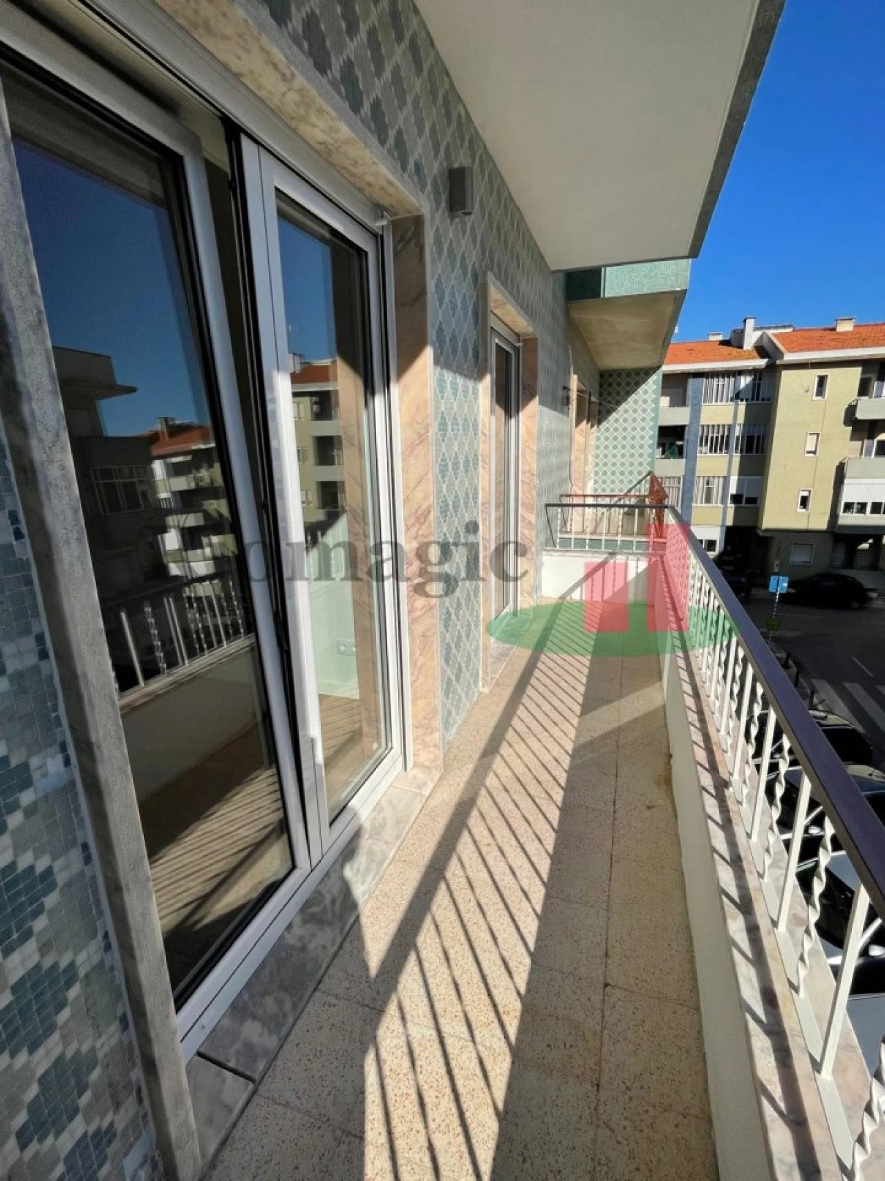 Apartamento T2 para Arrendamento em Algés, Linda-A-Velha e Cruz Quebrada-Dafundo Foto 15