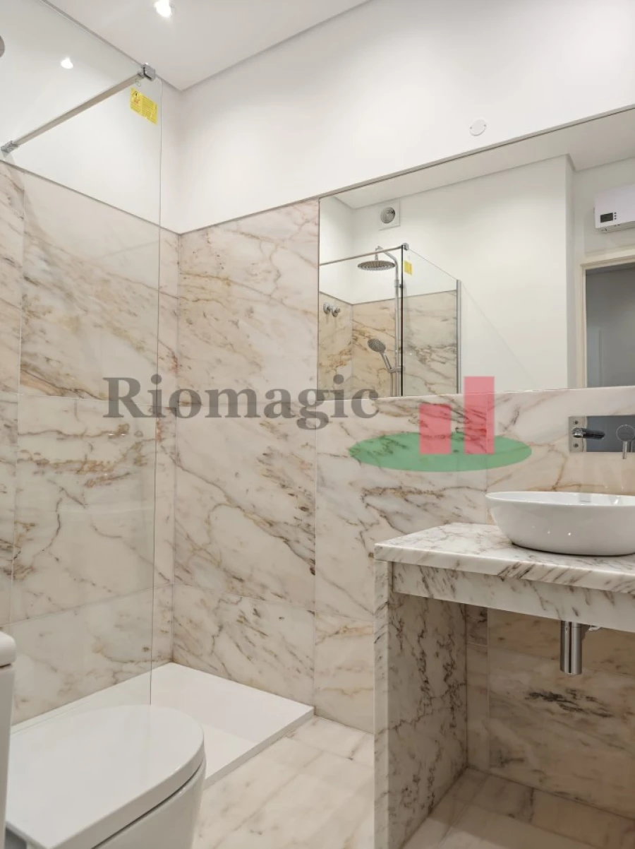 Apartamento T2 para Arrendamento em Algés, Linda-A-Velha e Cruz Quebrada-Dafundo Foto 12